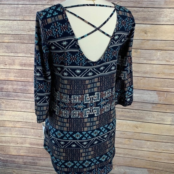 Moa Moa Tribal Print 3/4 Blouson Sleeve Top Medium - Picture 2 of 8